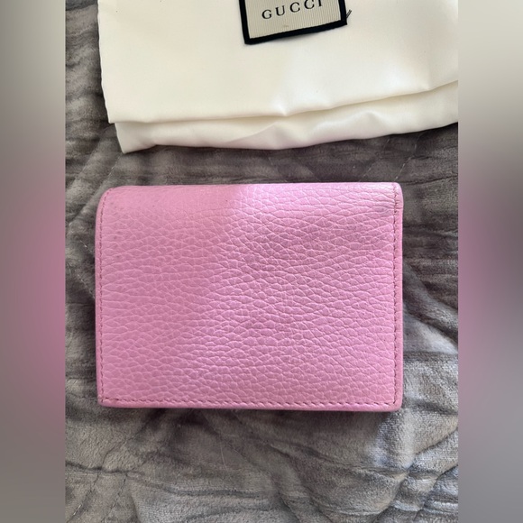 EUC FULL INCLUSION GUCCI LIMITED EDITION BIFOKD PINK CAT WALLET - Picture 5 of 7